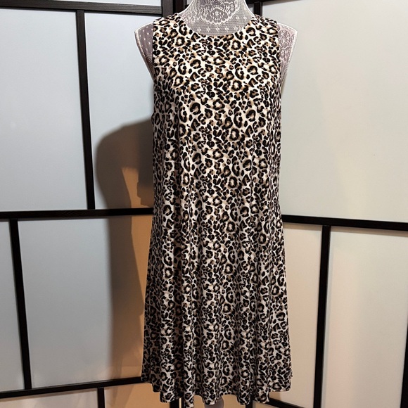 Anne Klein Dresses & Skirts - Anne Klein Leopard Print Sleeveless Midi Dress